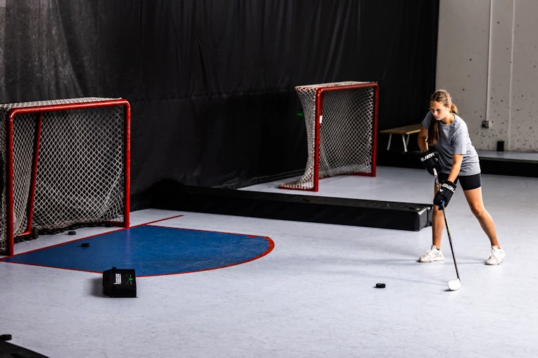 Tréninkový nahrávač Bauer REACTOR CLAMP-ON PASSER